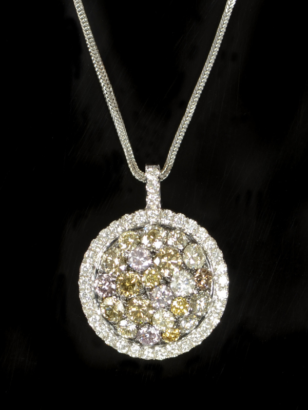 Colar Pingente Redondo Cristais